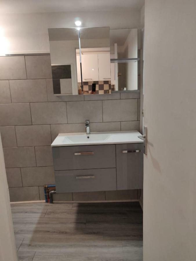 Appartement Entier Moissac Centre 30 M2 Calme Avec Cour Interieure Pour Velos A 50M Du Marche De Муасак Екстер'єр фото